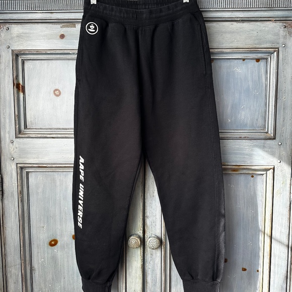 BAPE AAPE UNIVERCE Black Sweatpants Size M - Picture 1 of 8
